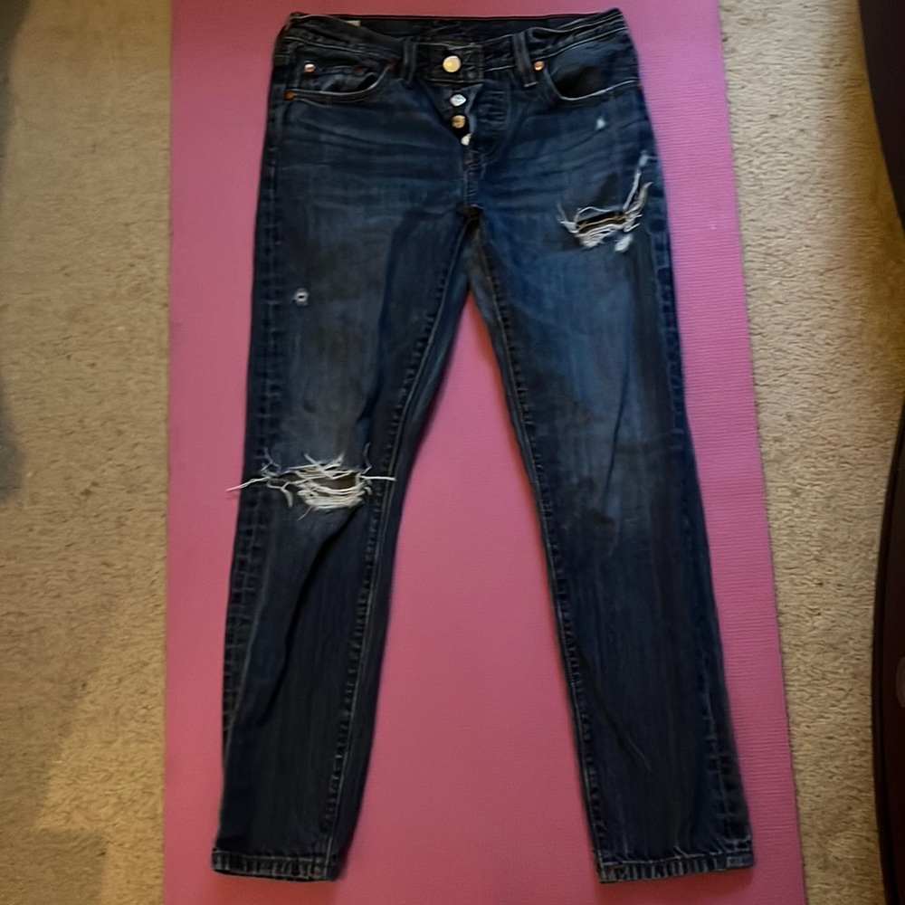 Levi’s Jeans.